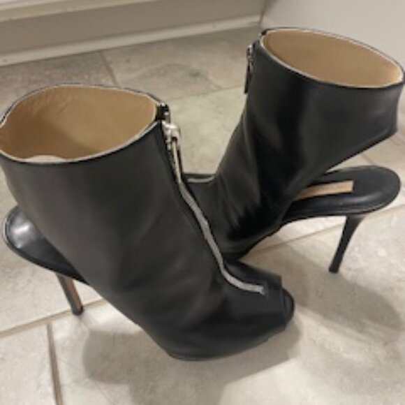 Michael Kors black booties with zipper - Picture 6 of 8